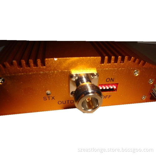 Home Cellular Gsm Signal Booster 890 — 915mhz Uplink , 200 M2 Coverage Area